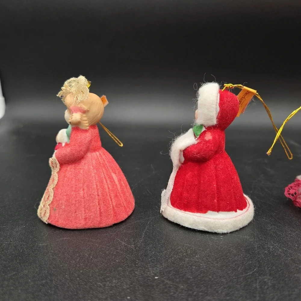 4 Vtg Bell Girl Figurine Figure Ornament‎ Christmas Caroler Jasco Taiwan